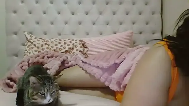 beautylovess on StripChat