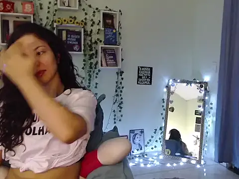 BeellyDance on StripChat