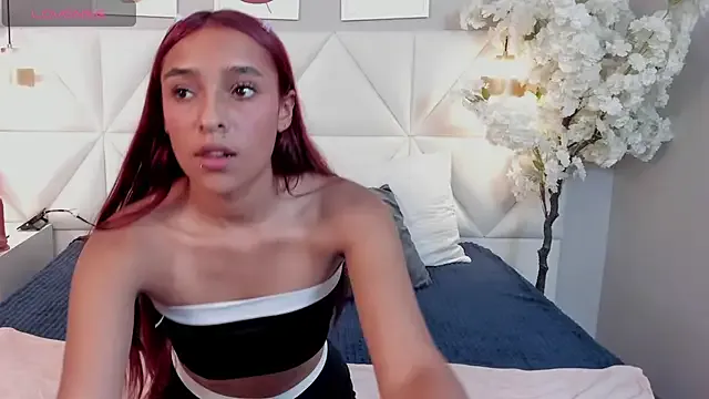 Bella__Peach model from sc