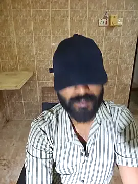 Bigkannan on StripChat