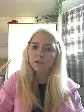 Blondie_Sofia_Essexbabe — Top off