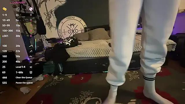 Bloody_Diamond on StripChat 