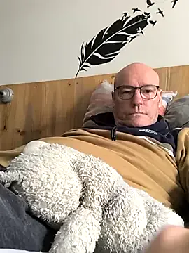 bogland33 on StripChat