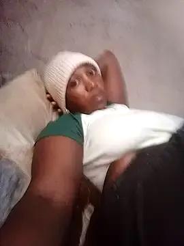 Freechat Bretbooty23 on StripChat