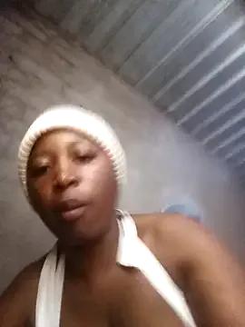 Freechat Bretbooty23 on StripChat