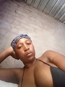 Freechat Bretbooty23 on StripChat