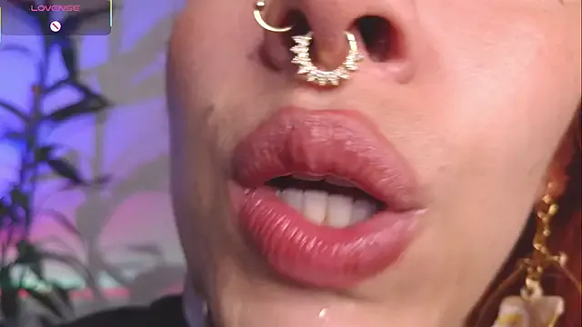 bri_von_dhara__ — slap face