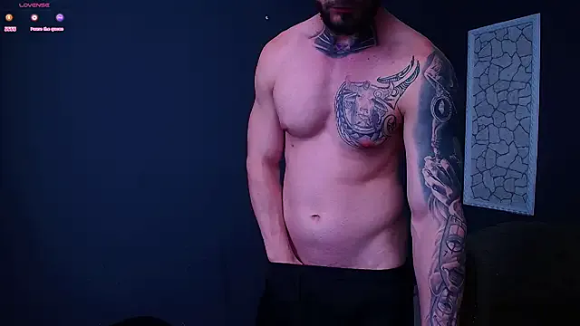 Private BrianHunts on StripChat