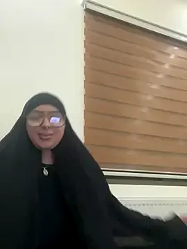 BustyAllyy on StripChat