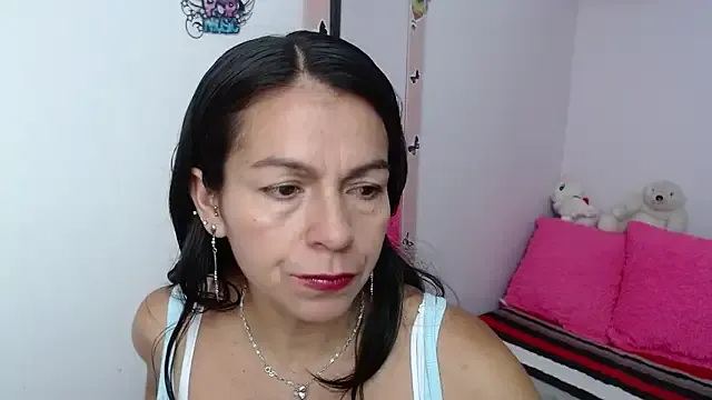 Freechat camilavargas_ on StripChat