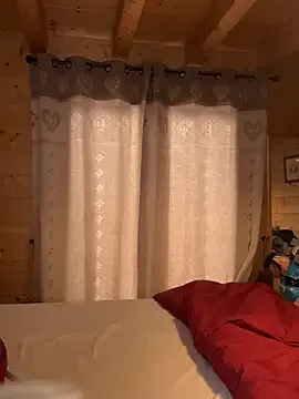 carlaaa on StripChat