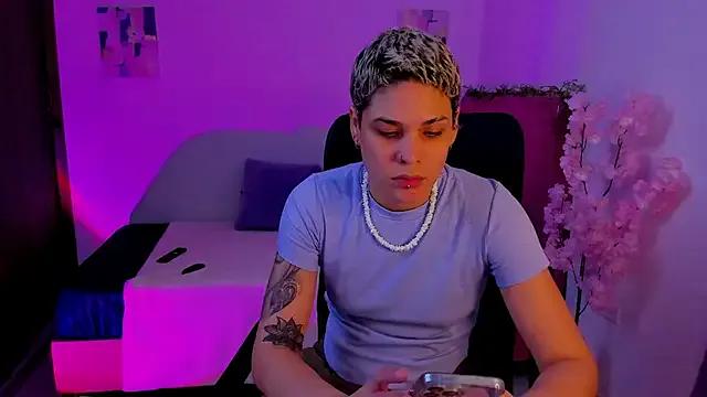 Freechat Charlee_pink on StripChat