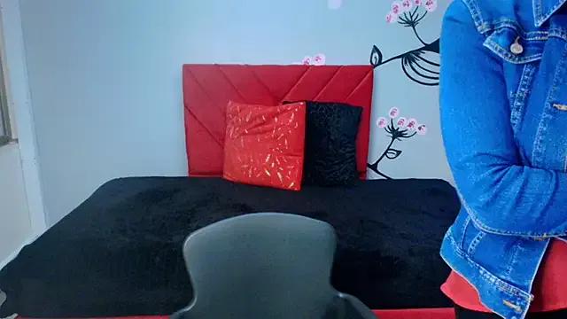 Charlotte__Gray — IN DOGGY+FINGER ASS