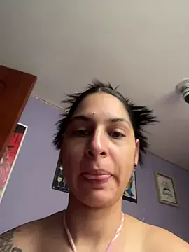 charlotte_stevenss_ on StripChat