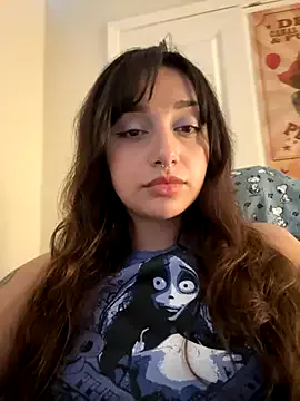 CharmingMaddie on StripChat