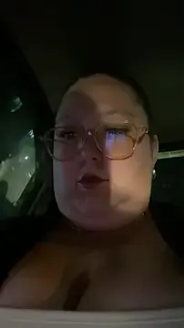 Chloee_Peach on StripChat