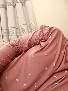 CloudyMist on StripChat