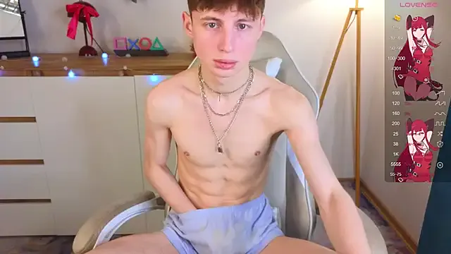 Freechat crisp1n on StripChat