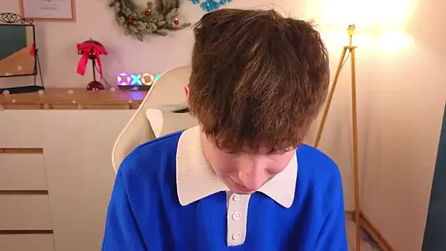 Freechat crisp1n on StripChat