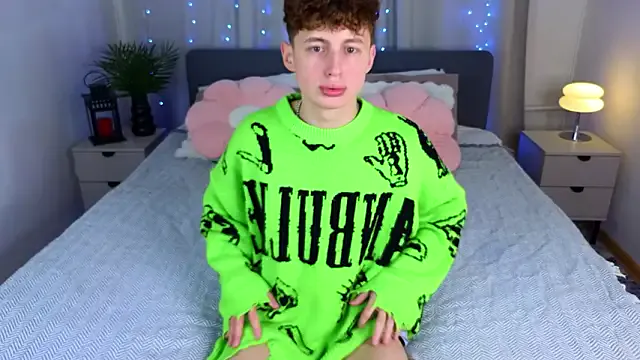 Freechat crisp1n on StripChat