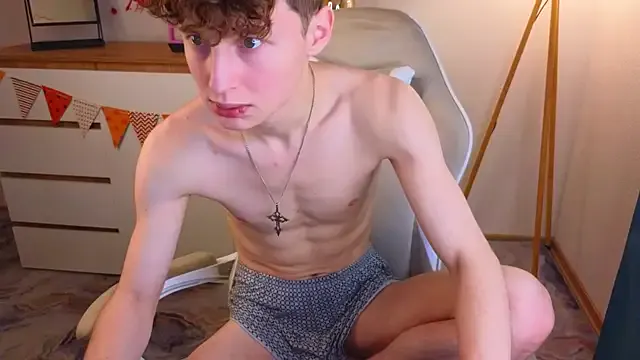 Freechat crisp1n on StripChat