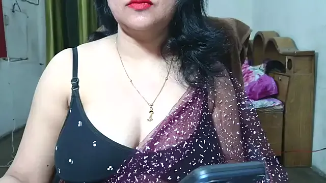 Cute_Mahi22 on StripChat