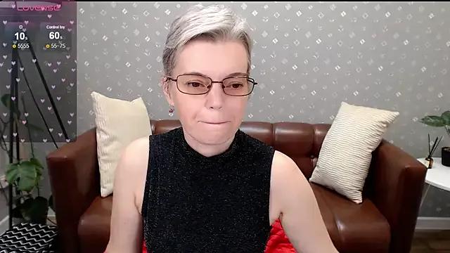 Freechat Cutie_Erikaa1 on StripChat