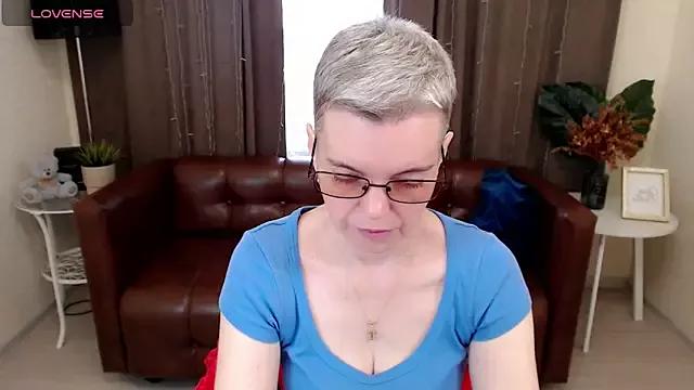 Freechat Cutie_Erikaa1 on StripChat