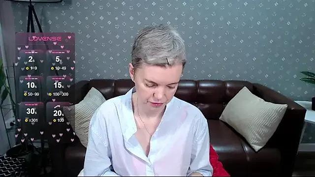 Freechat Cutie_Erikaa1 on StripChat