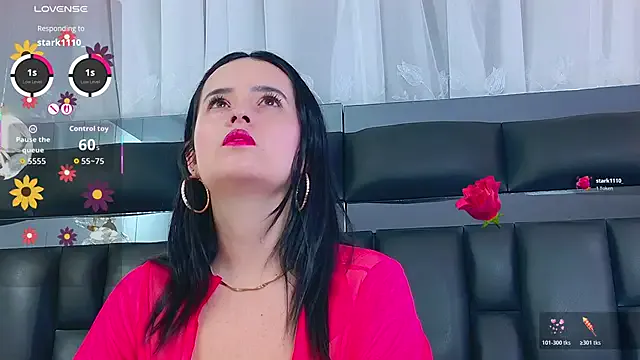 Freechat DahianaMoss on StripChat