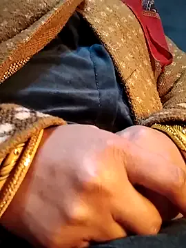 Darling8008 on StripChat