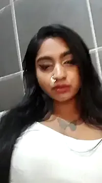 Freechat Delilah_Blazee on StripChat