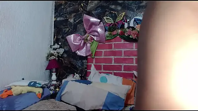 DesireDirtyTS__ on StripChat