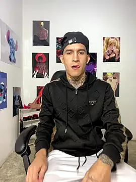 Freechat dilan_abraham12 on StripChat