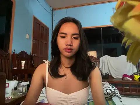 Divine_Goddesss on StripChat 