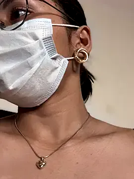 DominantDesiree on StripChat