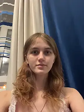 dreamy_pollyyy — Lick my lips