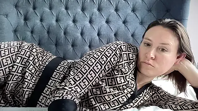 Freechat eatmypie69 on StripChat