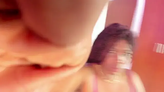 Ebonynaughty on StripChat