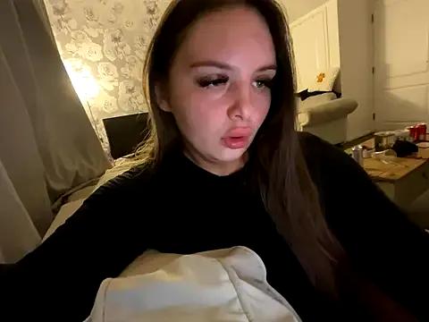 EllaStarrxxx on StripChat 