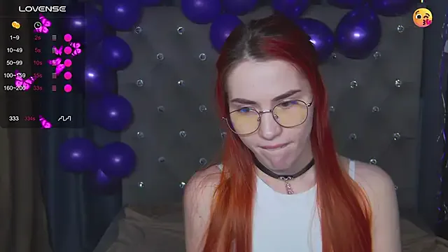 Emily_Kente on StripChat