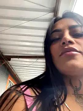 Freechat Emily_sharlot on StripChat