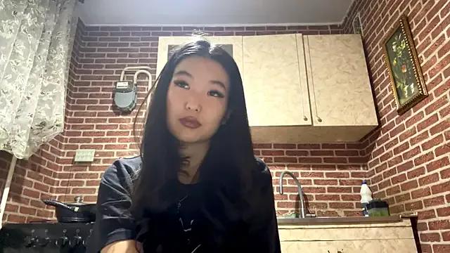 EmmaLeexth — send the cutiest air kiss ^3