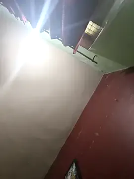 Eshwari_Chopra on StripChat