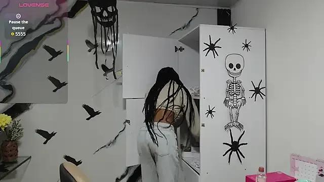 esmeralda-bk on StripChat 