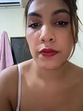 Eva-love12 on StripChat