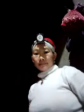 Freechat gio-thu on StripChat