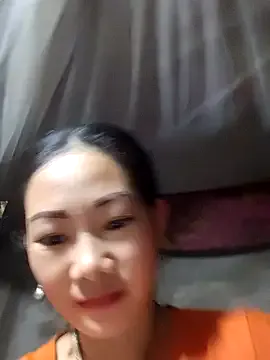 Freechat gio-thu on StripChat