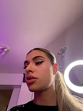 HaileyMadow on StripChat