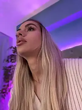 HaileyMadow on StripChat